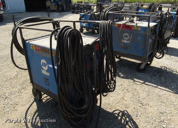 image for item DG8075 (2) Miller SRH333 welders