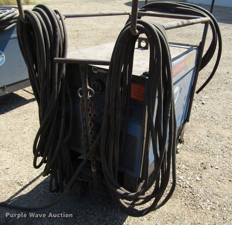 image for item DG8075 (2) Miller SRH333 welders