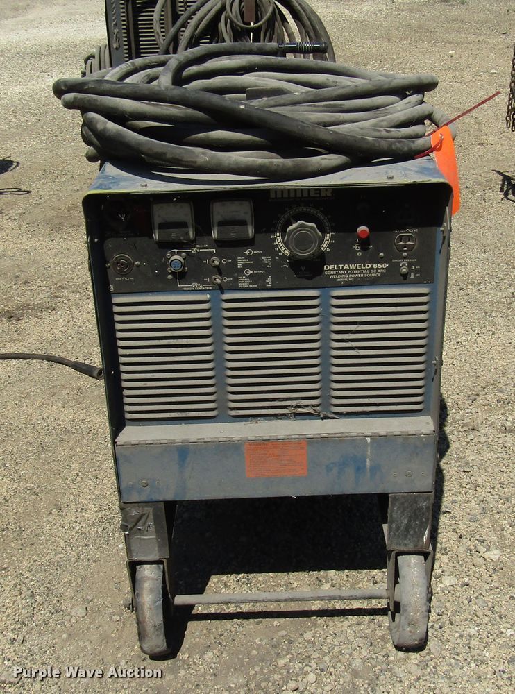 image for item DG8076 Miller Deltaweld 650 welder