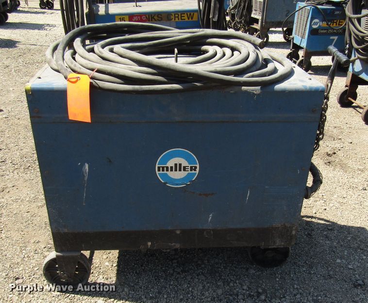 image for item DG8076 Miller Deltaweld 650 welder