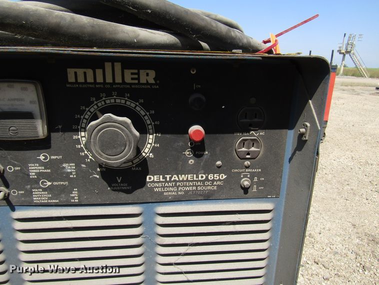 image for item DG8076 Miller Deltaweld 650 welder