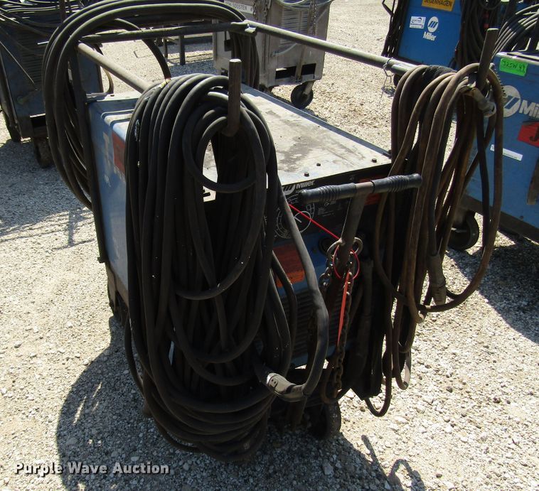 image for item DG8079 Miller SRH333 welder