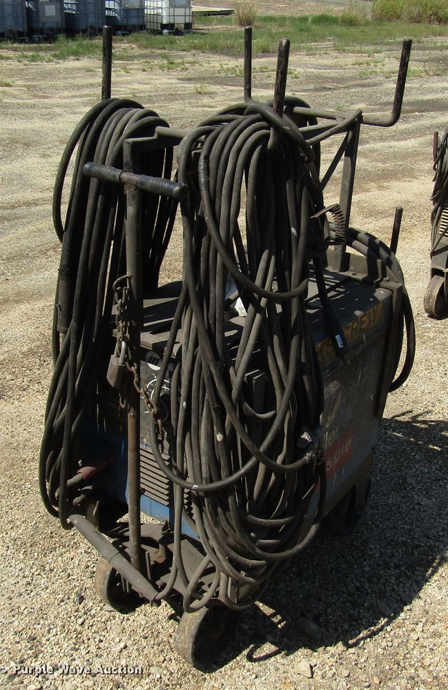 image for item DG8080 Miller Dialarc 250 AC/DC welder