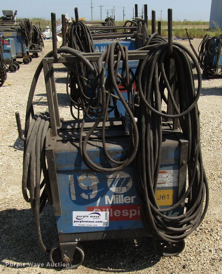 image for item DG8080 Miller Dialarc 250 AC/DC welder