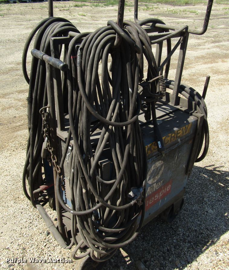 image for item DG8080 Miller Dialarc 250 AC/DC welder