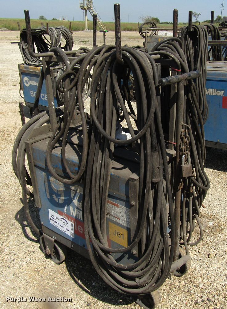 image for item DG8080 Miller Dialarc 250 AC/DC welder