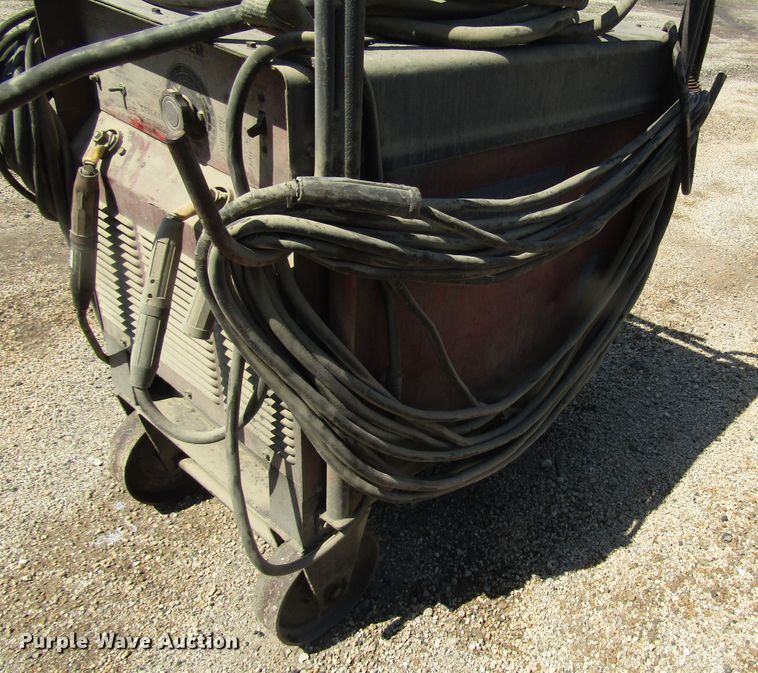 image for item DG8082 Miller SRH444 welder