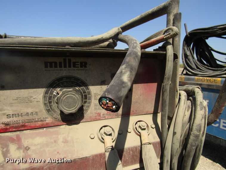 image for item DG8082 Miller SRH444 welder