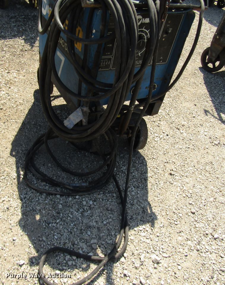 image for item DG8085 (2) Miller welders