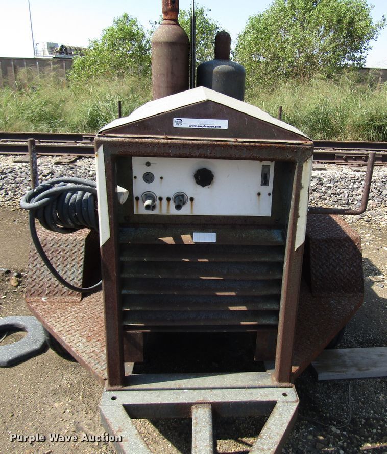 image for item DG8087 (3) welders