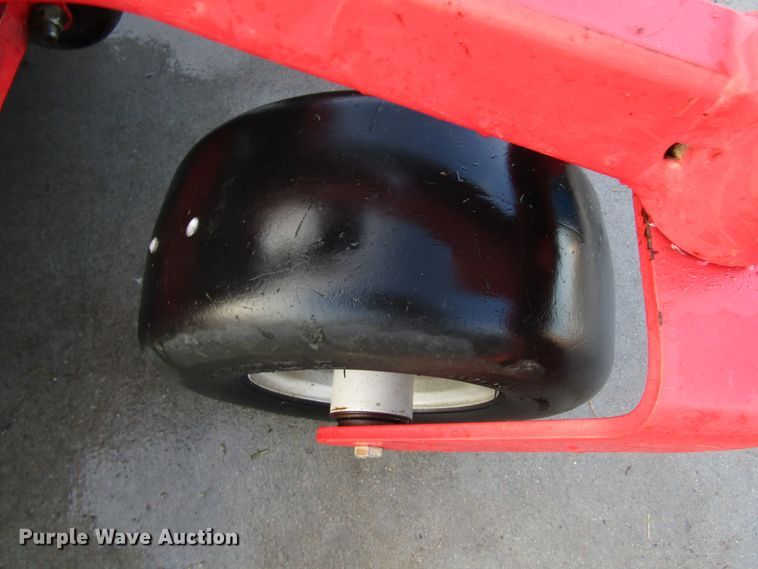 image for item DG8163 Gravely Pro Turn 148 ZTR lawn mower