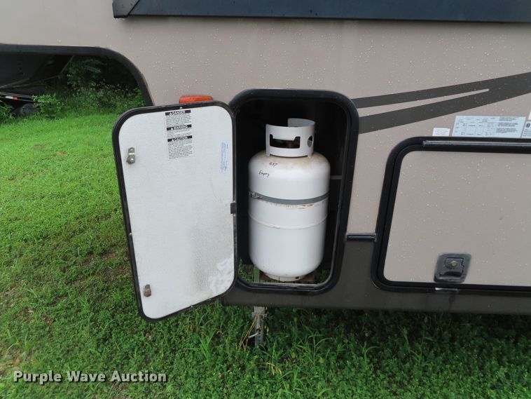 image for item DH0284 2014 Prime Time 295 camper