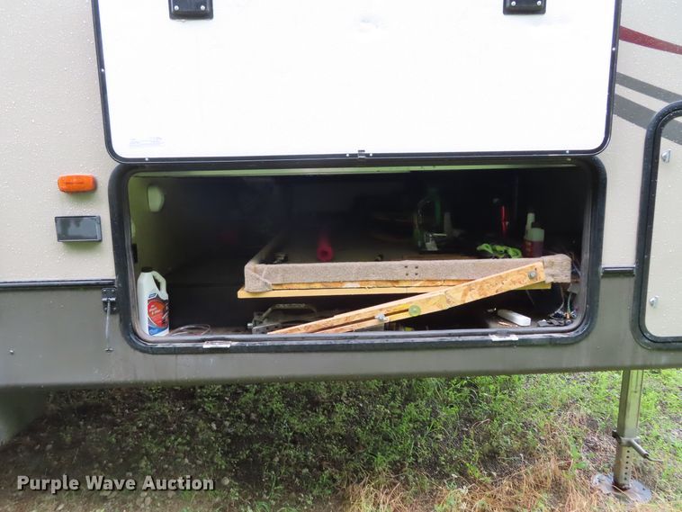 image for item DH0284 2014 Prime Time 295 camper