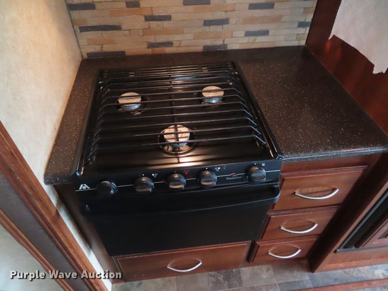 image for item DH0284 2014 Prime Time 295 camper