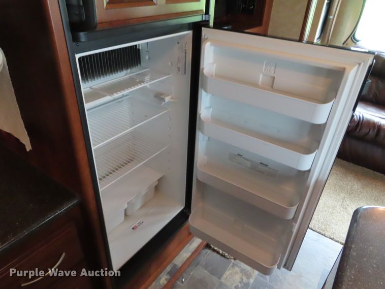 image for item DH0284 2014 Prime Time 295 camper