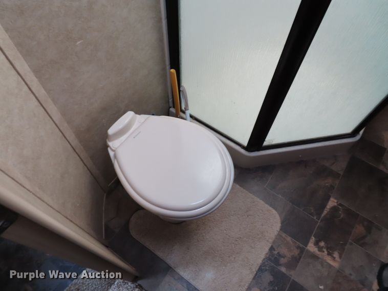 image for item DH0284 2014 Prime Time 295 camper