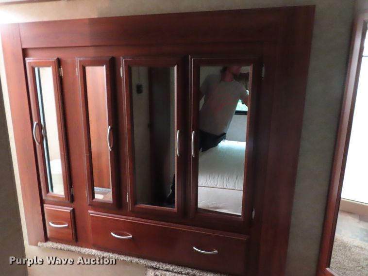 image for item DH0284 2014 Prime Time 295 camper