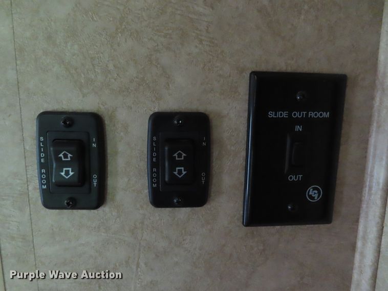 image for item DH0284 2014 Prime Time 295 camper