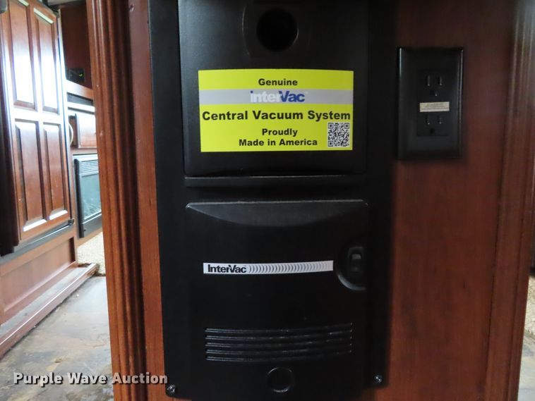 image for item DH0284 2014 Prime Time 295 camper