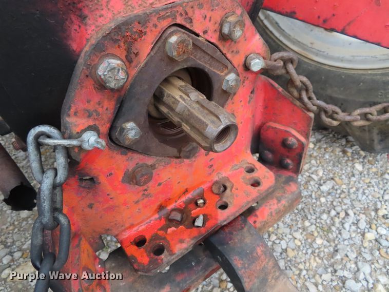 image for item DH0285 Ford 801 tractor