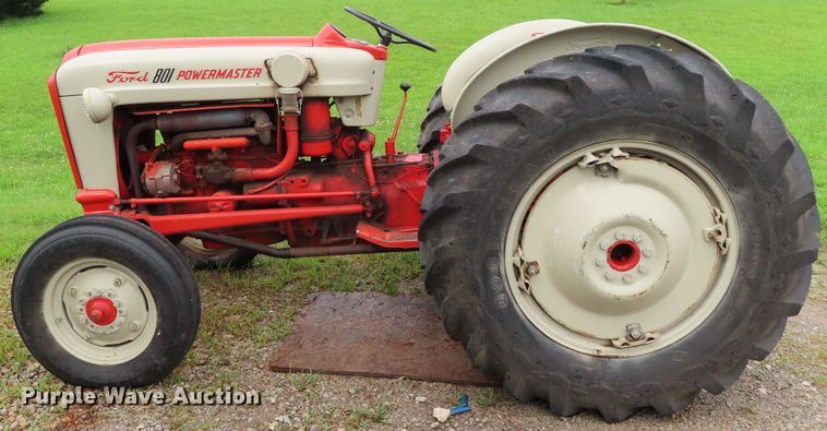 image for item DH0286 Ford 801 Powermaster tractor