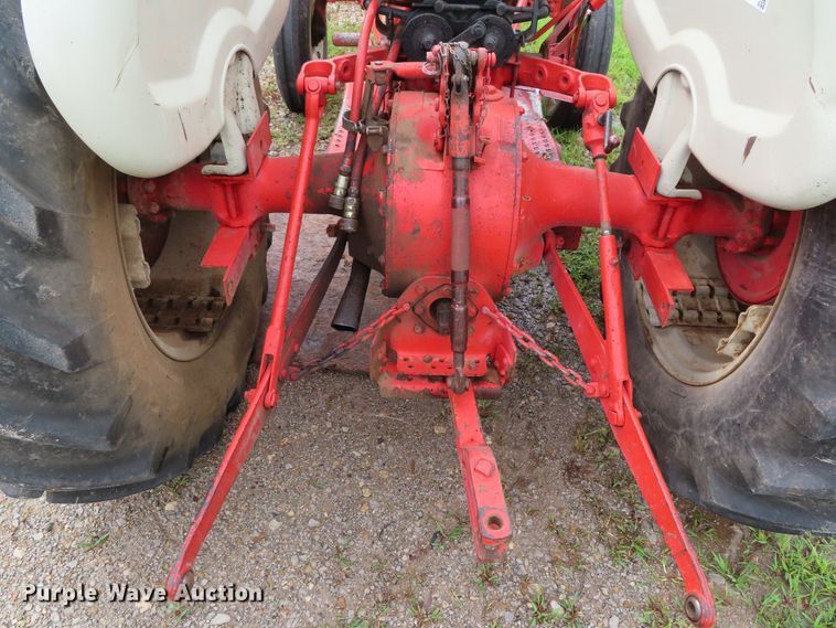 image for item DH0286 Ford 801 Powermaster tractor