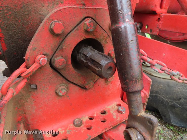 image for item DH0286 Ford 801 Powermaster tractor