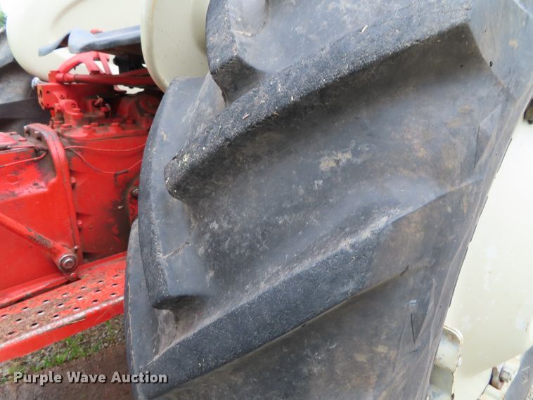 image for item DH0286 Ford 801 Powermaster tractor