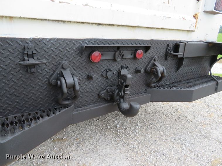 image for item DH1542 2002 Freightliner Business Class M2 service truck