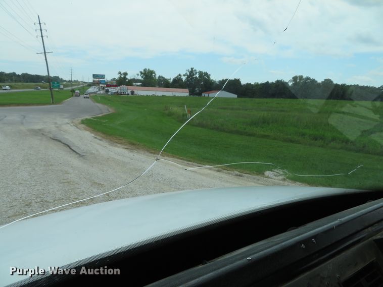 image for item DH1542 2002 Freightliner Business Class M2 service truck