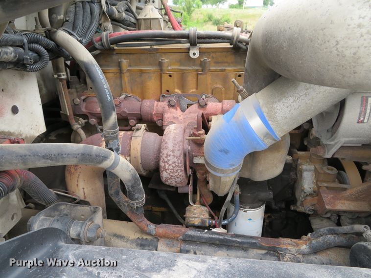 image for item DH1542 2002 Freightliner Business Class M2 service truck