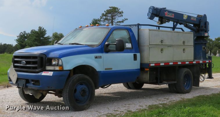 image for item DH1544 2004 Ford F550 Super Duty XL flatbed truck with crane