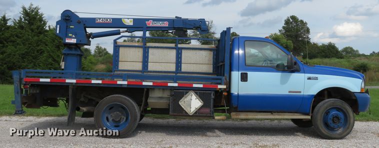 image for item DH1544 2004 Ford F550 Super Duty XL flatbed truck with crane