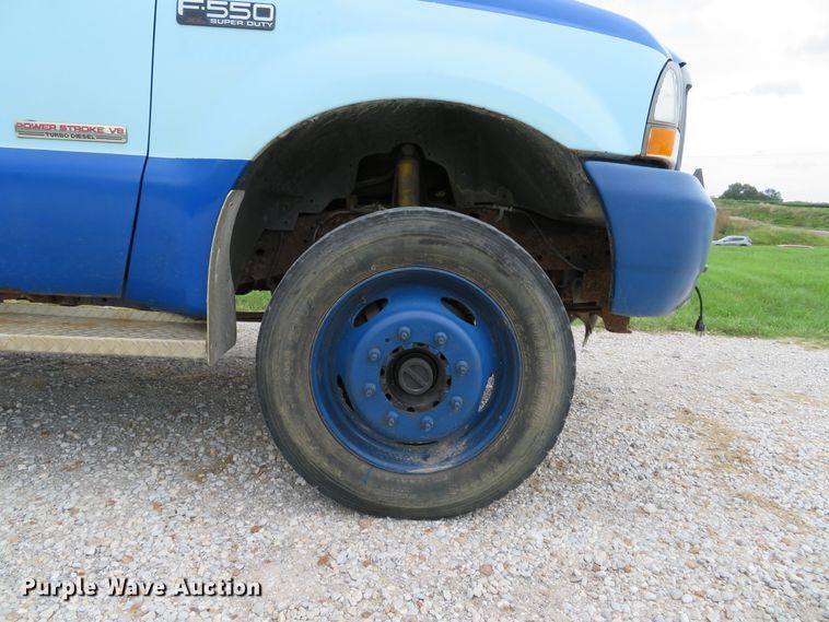 image for item DH1544 2004 Ford F550 Super Duty XL flatbed truck with crane