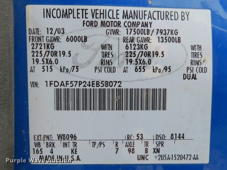 image for item DH1544 2004 Ford F550 Super Duty XL flatbed truck with crane