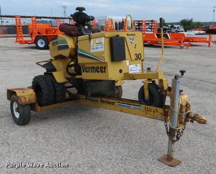 image for item DH1549 2008 Vermeer SC252 stump grinder