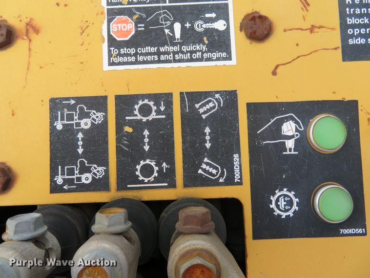 image for item DH1549 2008 Vermeer SC252 stump grinder