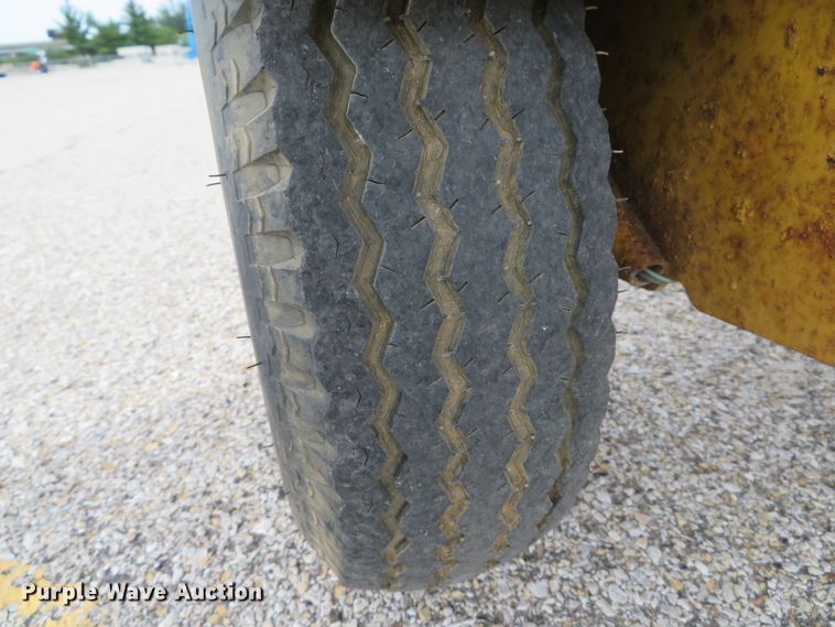 image for item DH1549 2008 Vermeer SC252 stump grinder