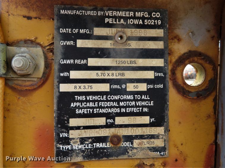 image for item DH1549 2008 Vermeer SC252 stump grinder