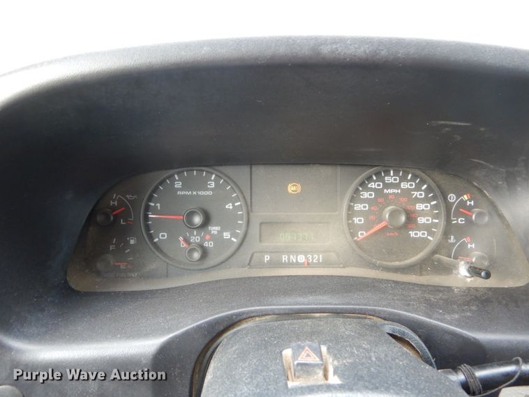 image for item DH2040 2005 Ford F450 Super Duty dump truck