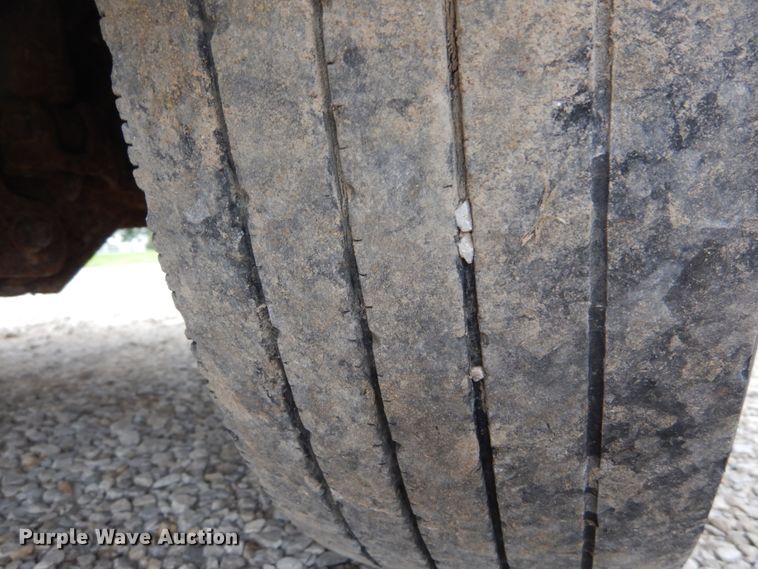 image for item DH2040 2005 Ford F450 Super Duty dump truck