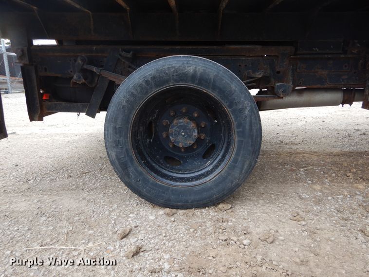 image for item DH2040 2005 Ford F450 Super Duty dump truck