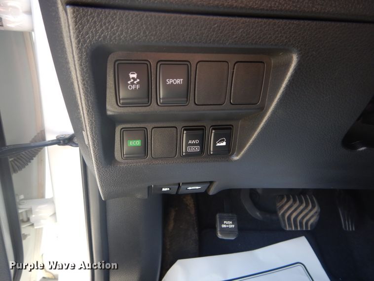 image for item DH2544 2016 Nissan Rogue SUV