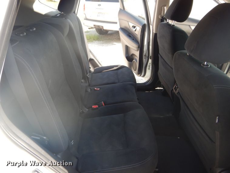 image for item DH2544 2016 Nissan Rogue SUV