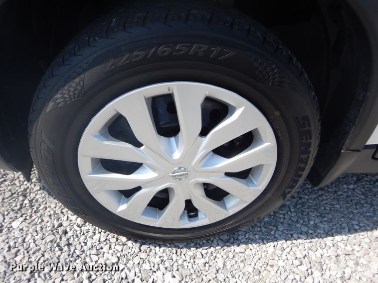 image for item DH2544 2016 Nissan Rogue SUV