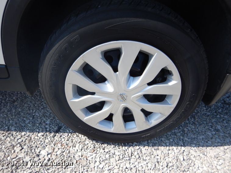 image for item DH2544 2016 Nissan Rogue SUV