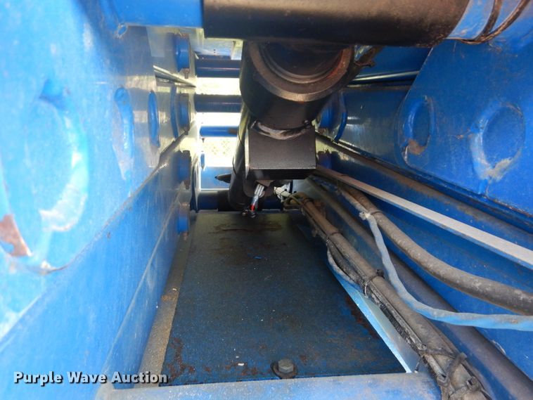 image for item DH2547 Up Right UI-1930X-Lift scissor lift