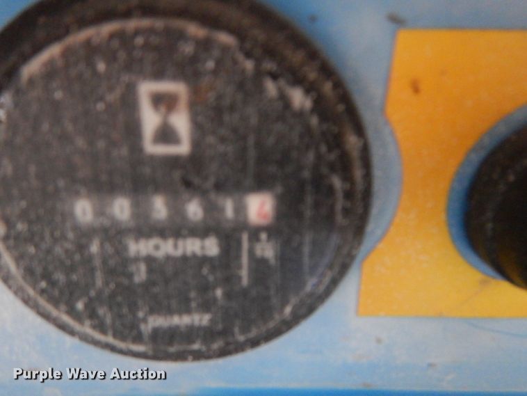 image for item DH2568 2004 Genie GS-2632 scissor lift