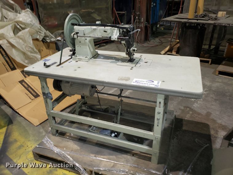 image for item DH2823 Consew 733R-5 sewing machine