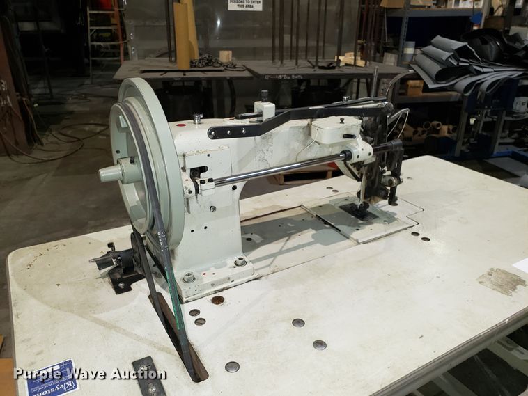 image for item DH2823 Consew 733R-5 sewing machine